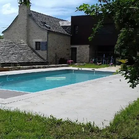 Βίλα De Avec Piscine Privee